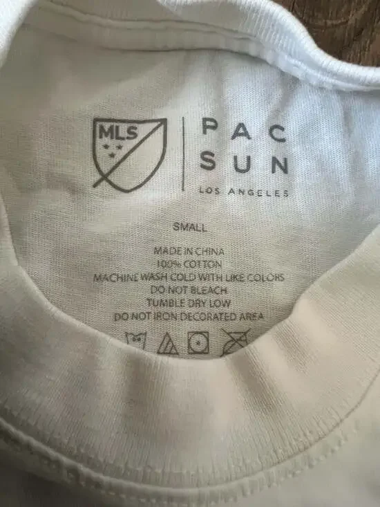 PacSun x MLS LA Galaxy Stadium Vintage Graphic T-Shirt - Picture 5 of 6